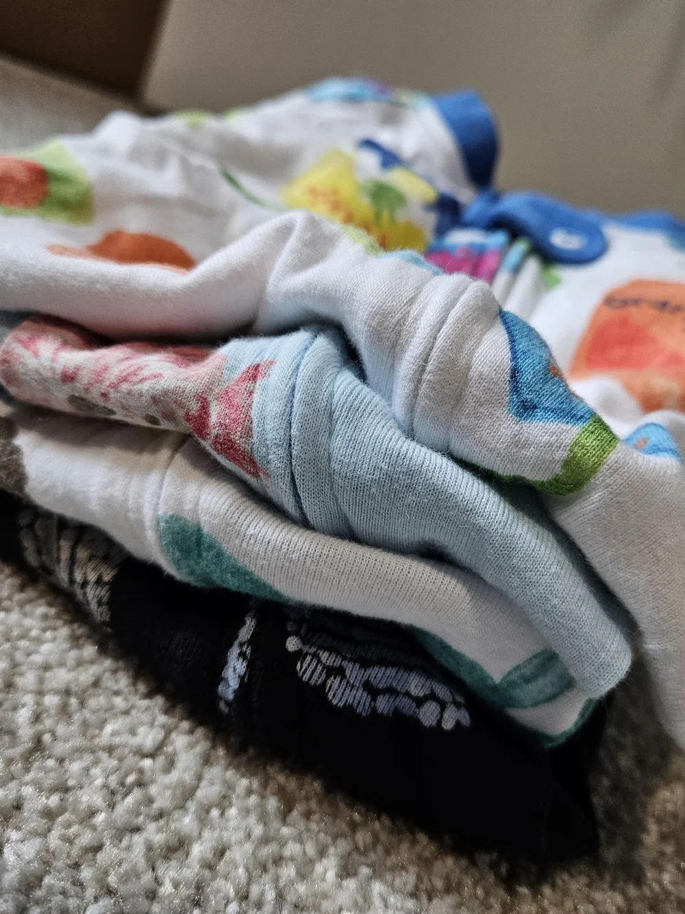 Burts Bees Baby Short Sleeve Romper Pajamas Bundle Of 4 - Assorted Size 6-9 M